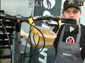 Cómo purgar el líquido de los frenos de la bicicleta