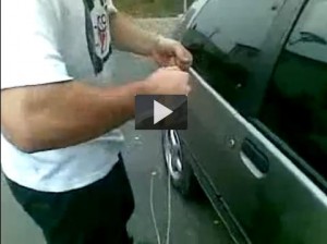 Cómo abrir un coche en 10 segundos