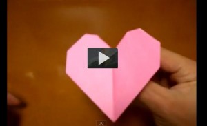 Cómo hacer un corazón de papel con movimiento