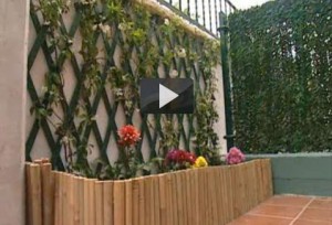 Cómo colocar una celosía en el jardín