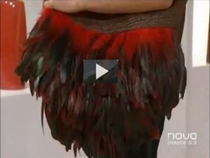 Cómo hacer un bolso con plumas