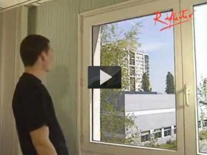Cómo colocar láminas solares en una ventana