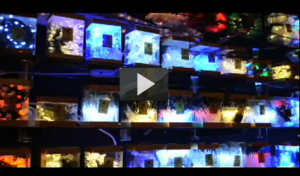 Cómo colocar las luces del árbol de Navidad