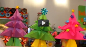 Cómo hacer un árbol de navidad de papel
