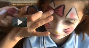 Cómo hacer un maquillaje de Hello Kitty