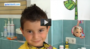 Cómo peinar a un niño con una cresta