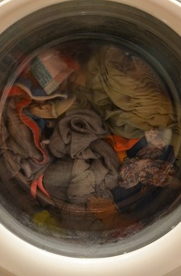 limpieza de la goma de la puerta de la lavadora