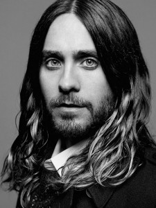 jared-leto-pelo-largo