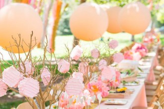 Manualidades para Baby Shower con globos naranjas