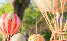 Decoración para Baby Shower con globos aeroestáticos naranjas