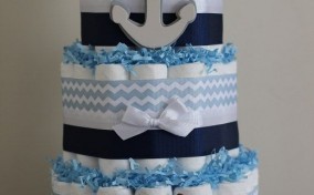 Tarta de pañales estilo marinero de manualidades Baby Shower para niños