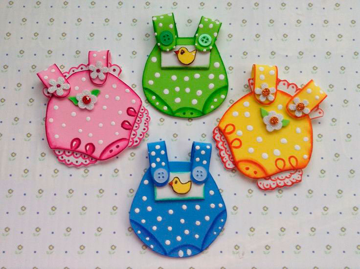 Manualidades para bebés broches de goma eva