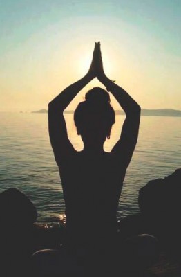 5 Posturas de yoga para adelgazar