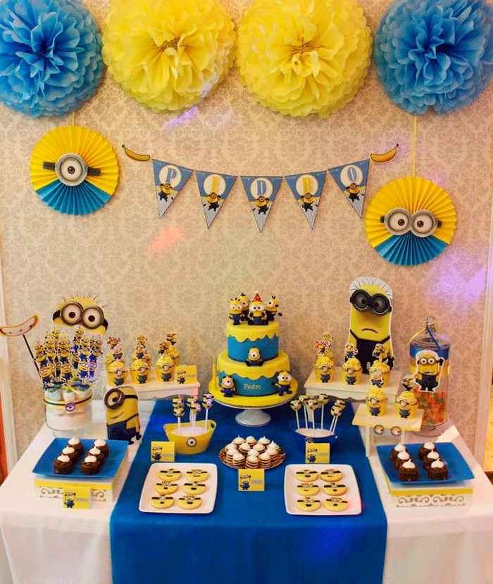 Haz una fiesta divertida de Minions