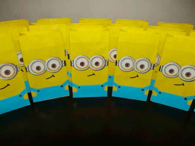 Obsequia a tus invitados con bolsitas Minions