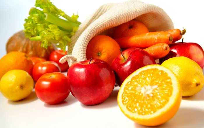 ¿Cómo organizar los alimentos en la nevera?