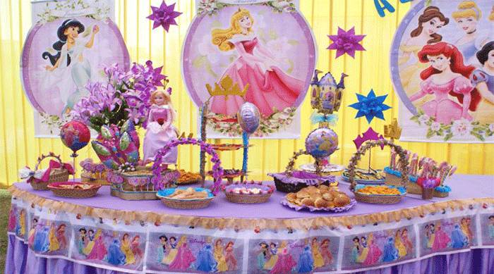 Decoración para fiesta de cumpleaños de las princesas Disney