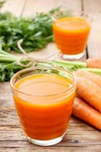 preparar zumo de zanahorias sin licuadora