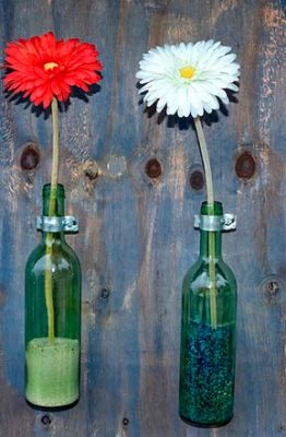 Tips para decorar el jardín con botellas de plástico