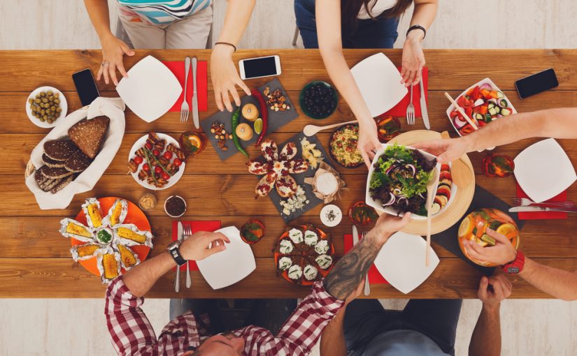 Aperitivos fáciles y rápidos para una cena con amigos