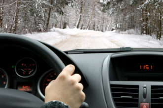 Cómo conducir sobre hielo