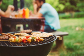 ¿Qué comprar para hacer una barbacoa?