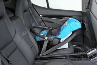Cómo elegir una silla de bebé para coches