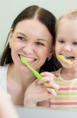 Trucos caseros para desinfectar un cepillo de dientes