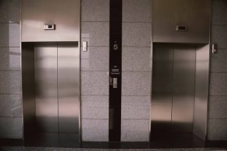 Revisión periódica del ascensor